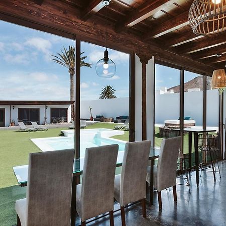 Hotelito Rural Flor De Timanfaya Тинахо Екстериор снимка