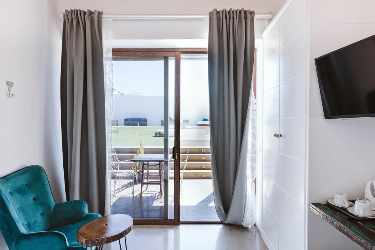 Hotelito Rural Flor De Timanfaya Тинахо Екстериор снимка