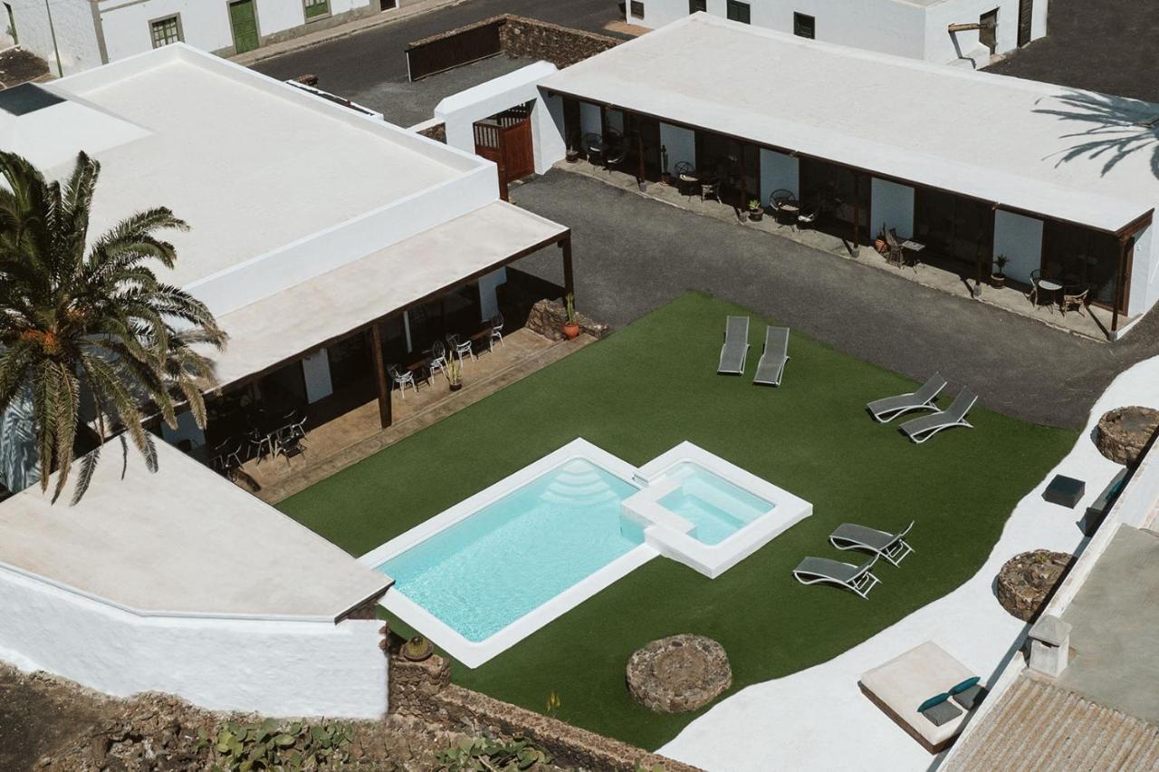 Hotelito Rural Flor De Timanfaya Тинахо Екстериор снимка