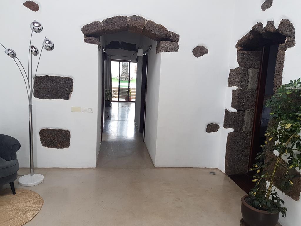 Hotelito Rural Flor De Timanfaya Тинахо Екстериор снимка