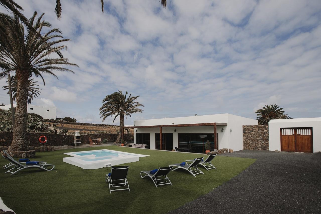 Hotelito Rural Flor De Timanfaya Тинахо Екстериор снимка