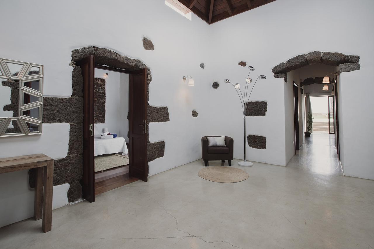 Hotelito Rural Flor De Timanfaya Тинахо Екстериор снимка