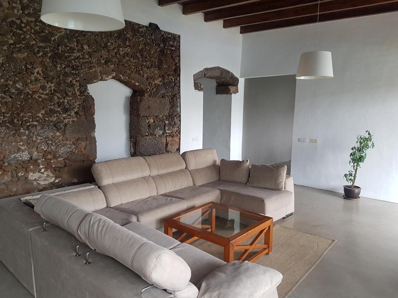 Hotelito Rural Flor De Timanfaya Тинахо Екстериор снимка